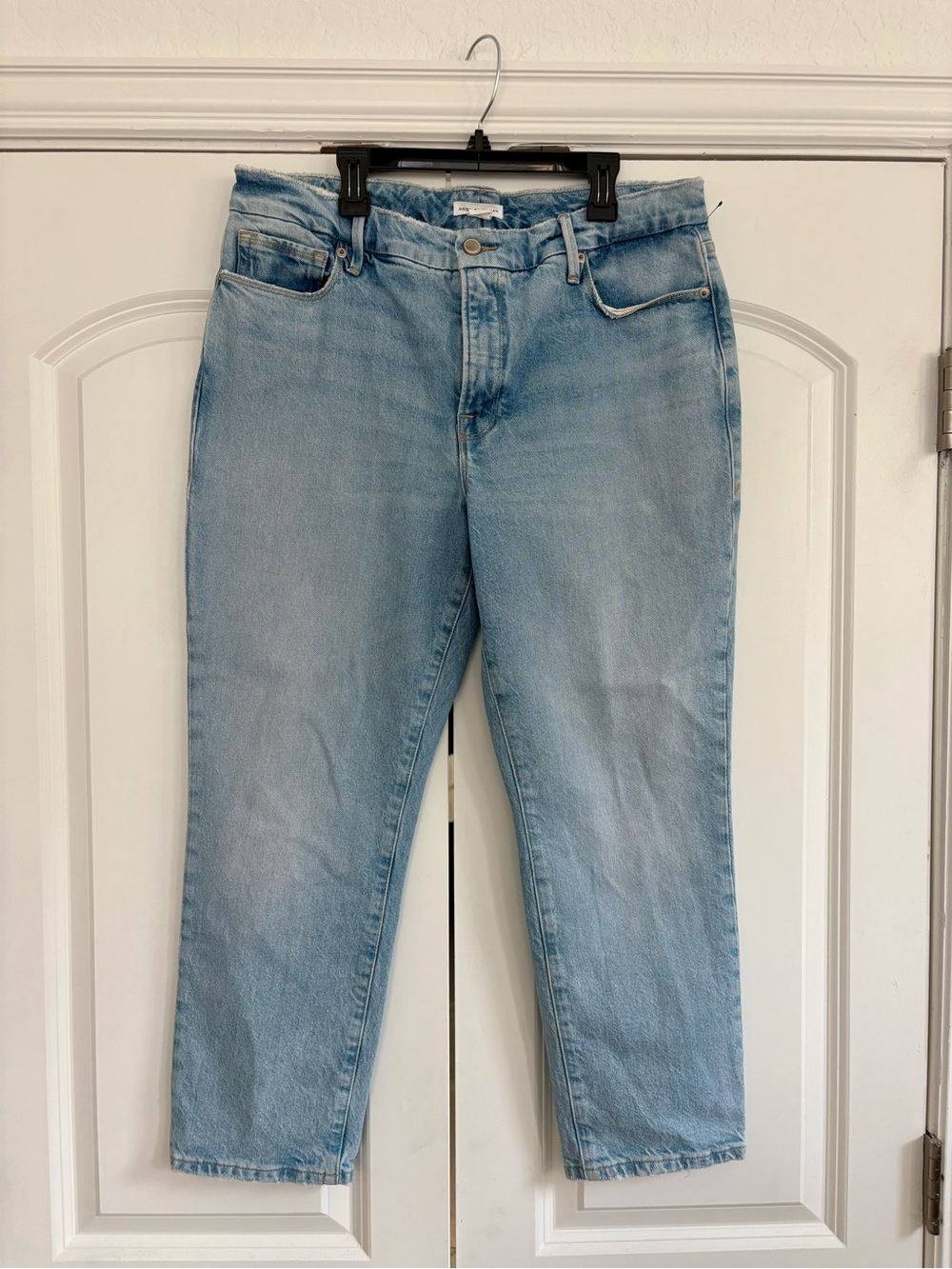 Good American Light Blue Jeans